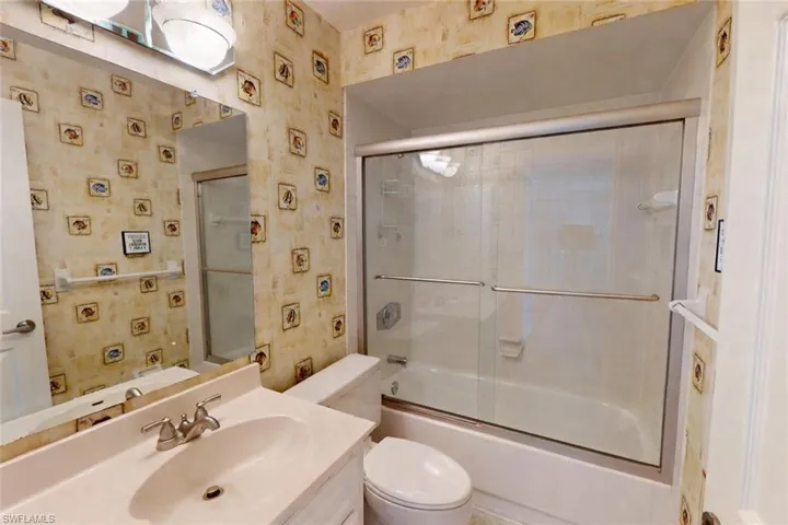 4229 Se 19th Pl 2e, Cape Coral, Florida 33904