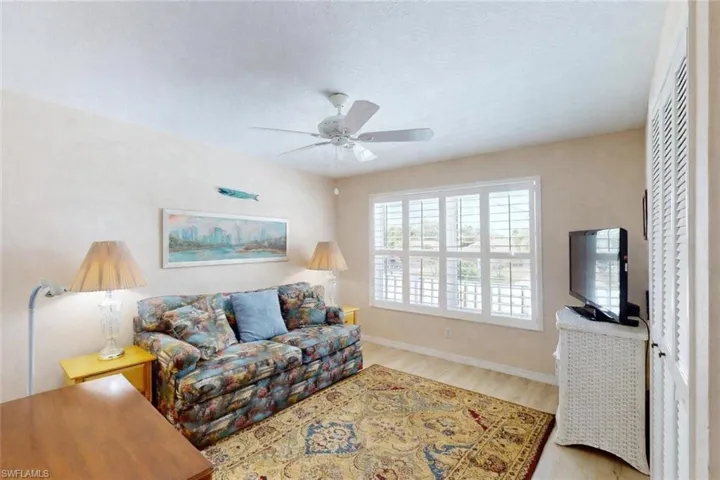 4229 Se 19th Pl 2e, Cape Coral, Florida 33904