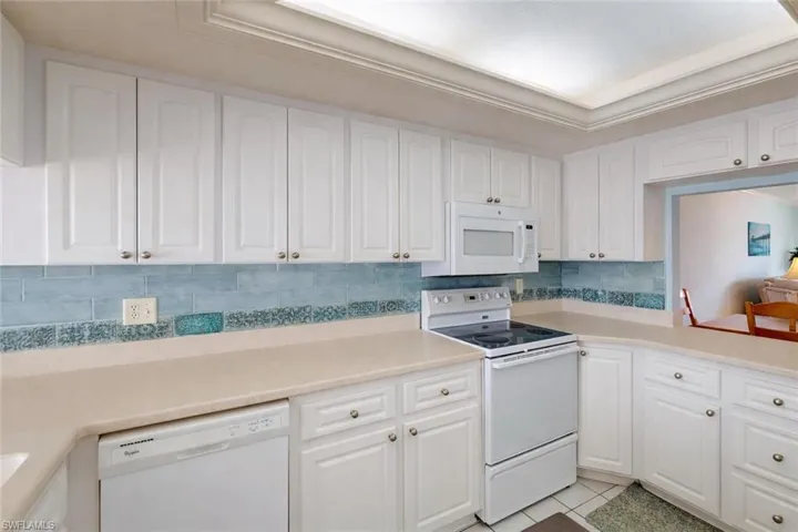 4229 Se 19th Pl 2e, Cape Coral, Florida 33904