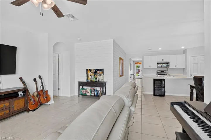 19139 Evergreen Rd, Fort Myers, Florida 33967