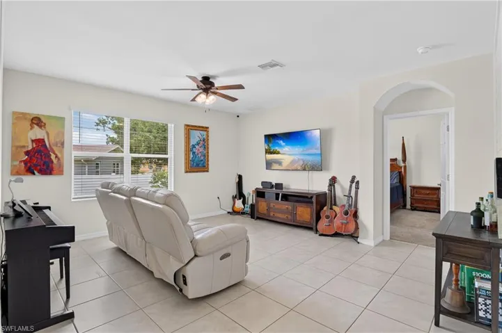 19139 Evergreen Rd, Fort Myers, Florida 33967