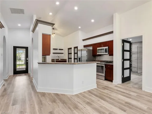 21232 Waymouth Run, Estero, Florida 33928