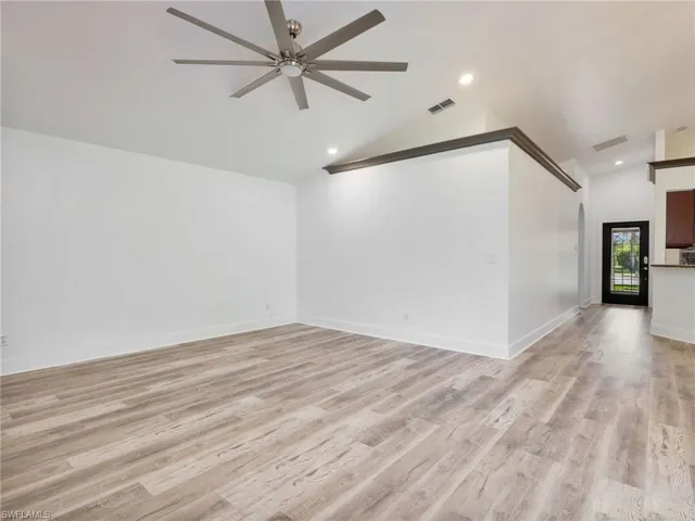 21232 Waymouth Run, Estero, Florida 33928