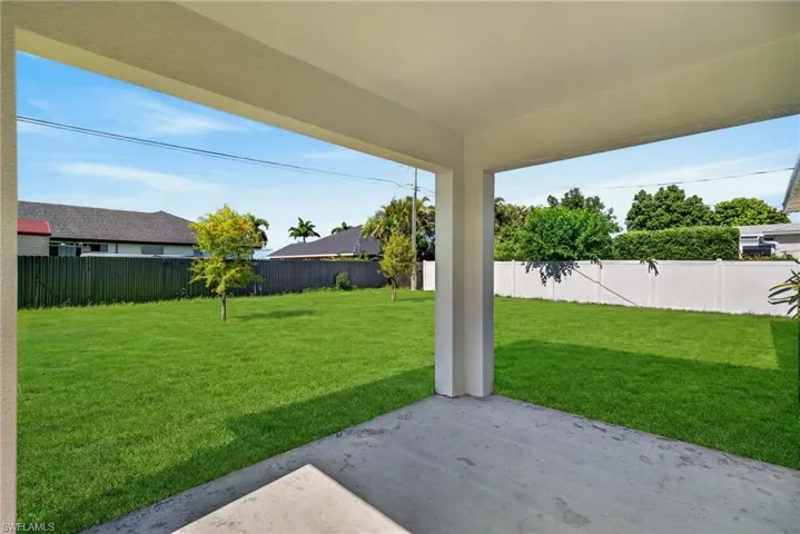 1506 Nw 19th St, Cape Coral, Florida 33993