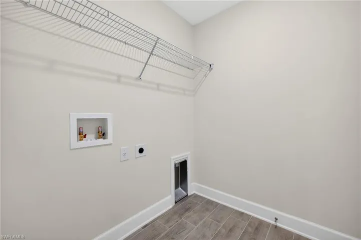 1506 Nw 19th St, Cape Coral, Florida 33993