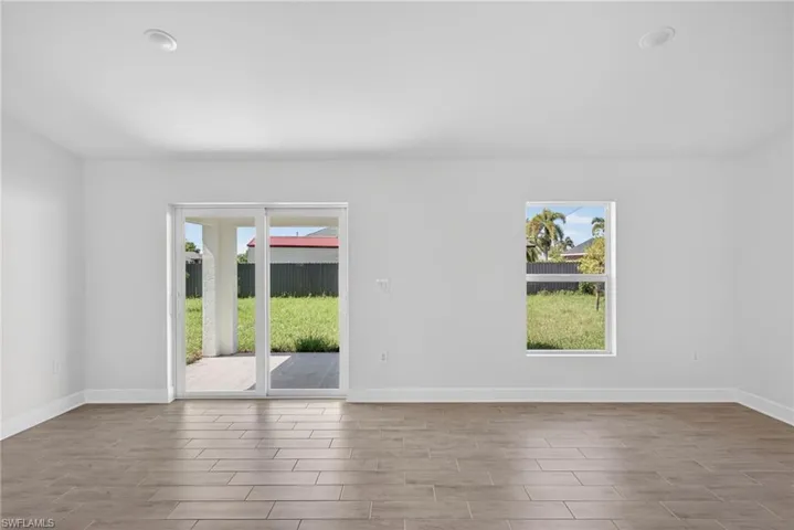 1506 Nw 19th St, Cape Coral, Florida 33993