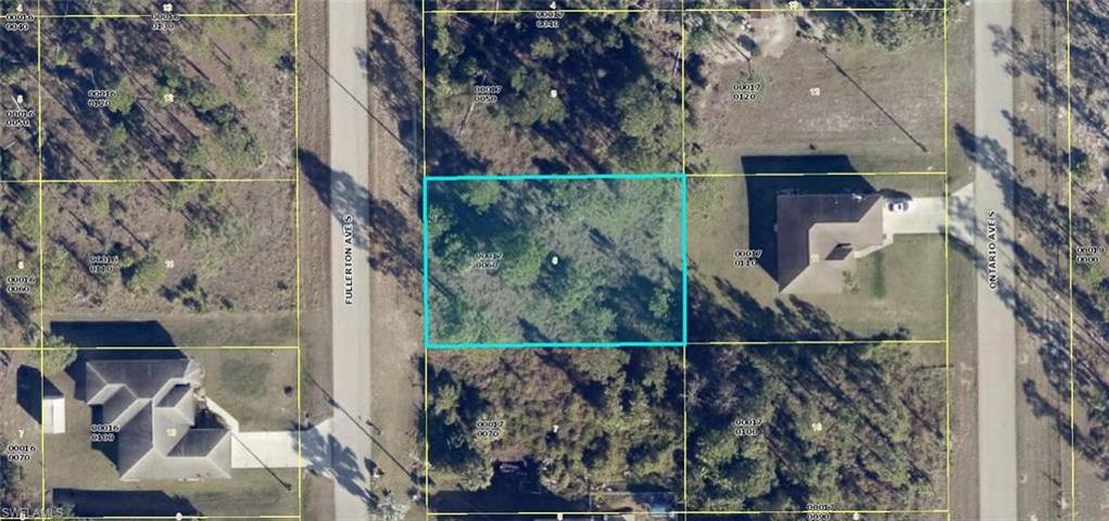 719  Fullerton S AVE, LEHIGH ACRES, FL 33974