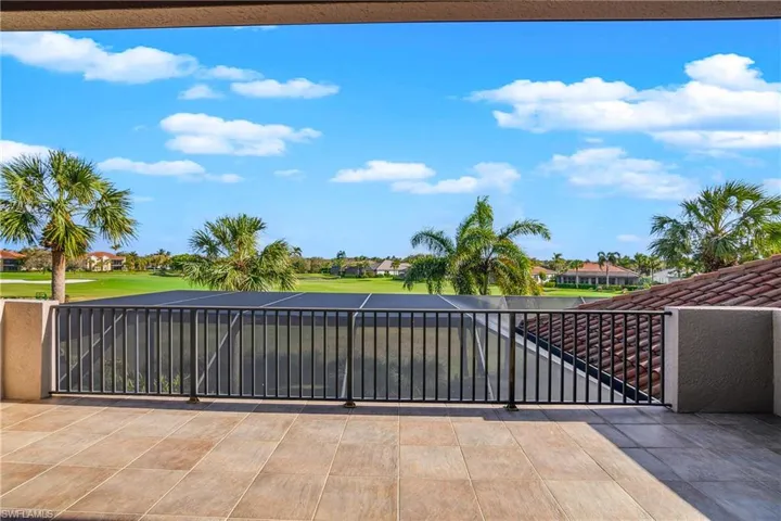 8942  Shenendoah  CIR, Naples, FL 34113