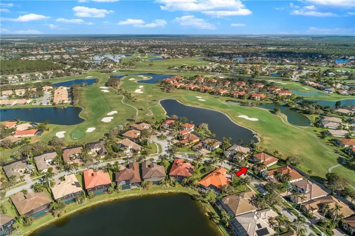 8942  Shenendoah  CIR, Naples, FL 34113