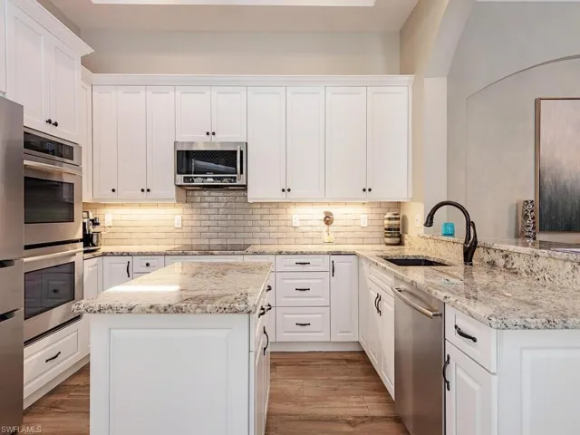 3613 Olde Cottage Ln, Bonita Springs, Florida 34134