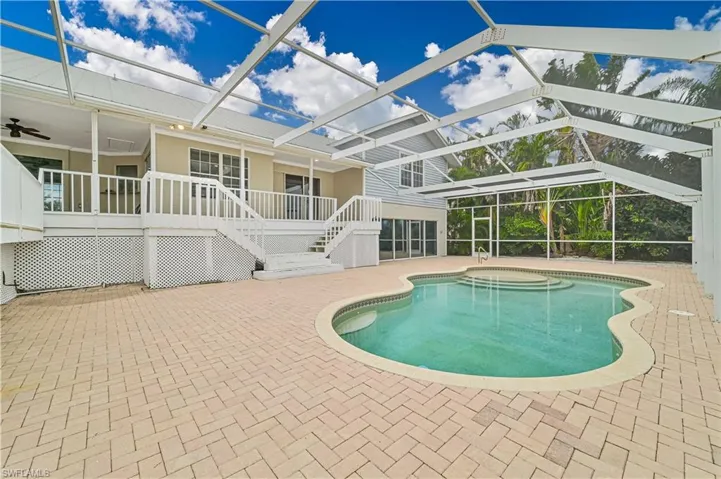 17611 Boat Club Dr, Fort Myers, Florida 33908