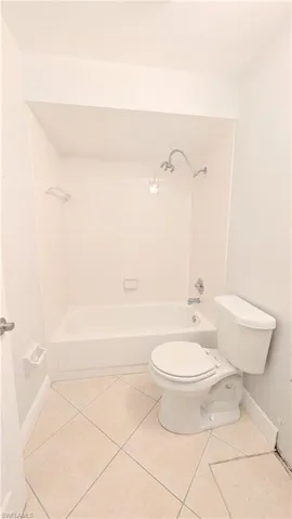 13147 Hampshire Ct, Fort Myers, Florida 33919