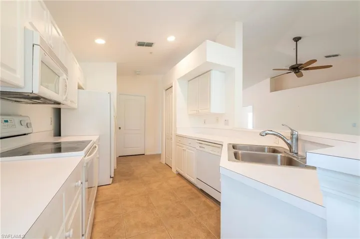 326  Dover  PL, Naples, FL 34104