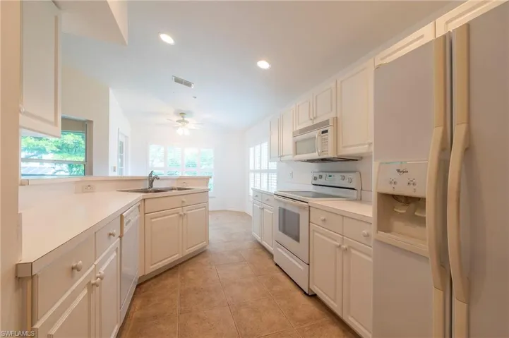 326  Dover  PL, Naples, FL 34104