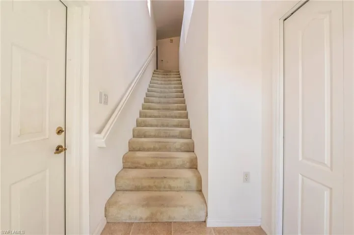 326  Dover  PL, Naples, FL 34104