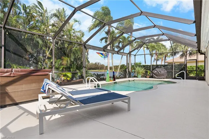 12043  Mahogany Isle  LN, Fort Myers, FL 33913