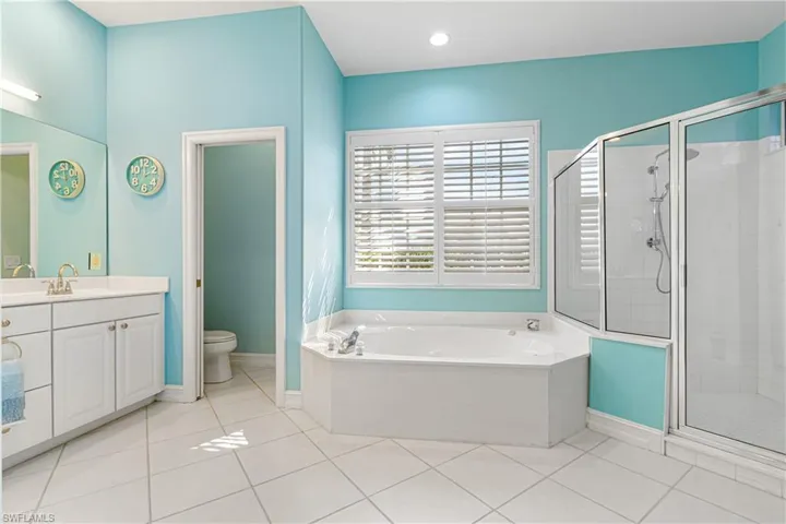 12043  Mahogany Isle  LN, Fort Myers, FL 33913