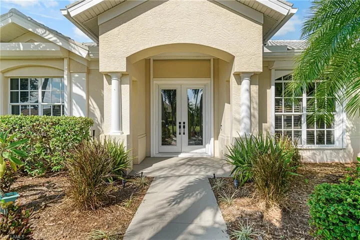 12043  Mahogany Isle  LN, Fort Myers, FL 33913