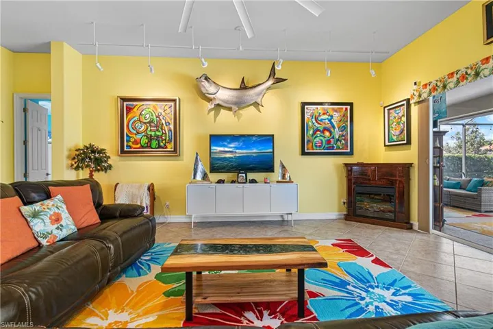 12043  Mahogany Isle  LN, Fort Myers, FL 33913