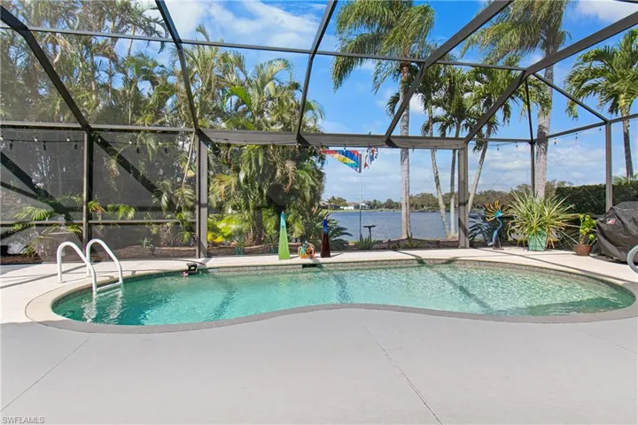 12043  Mahogany Isle  LN, Fort Myers, FL 33913