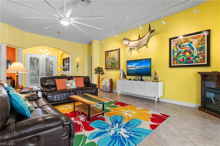 12043  Mahogany Isle  LN, Fort Myers, FL 33913