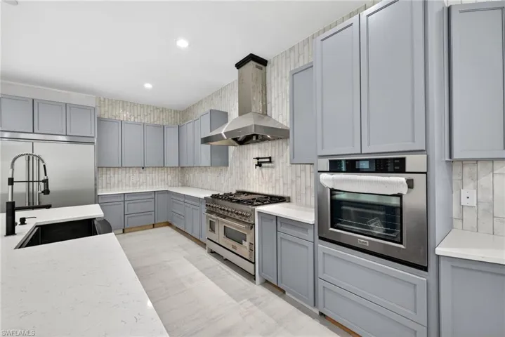 2665 Oil Well Rd, Naples, Florida 34120