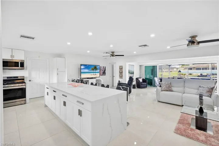 1722 28th St, Cape Coral, Florida 33904