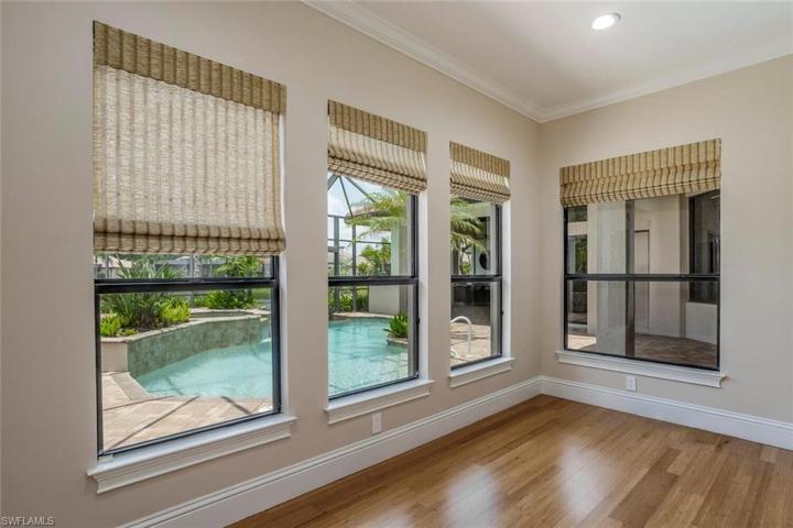 Master Suite Seating Area w/ Wood Flooring