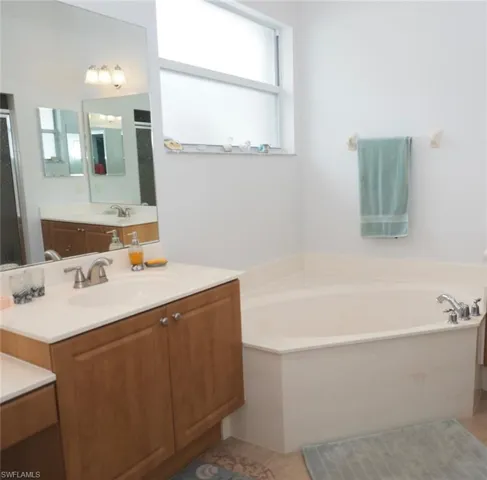 9378  Sun River  WAY, Estero, FL 33928