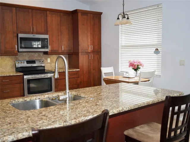 9378  Sun River  WAY, Estero, FL 33928