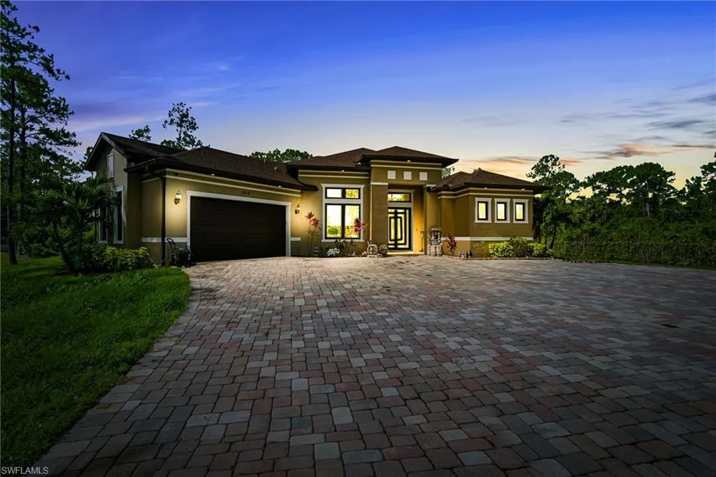1912 Jung BLVD, Naples, FL 34120,225056105