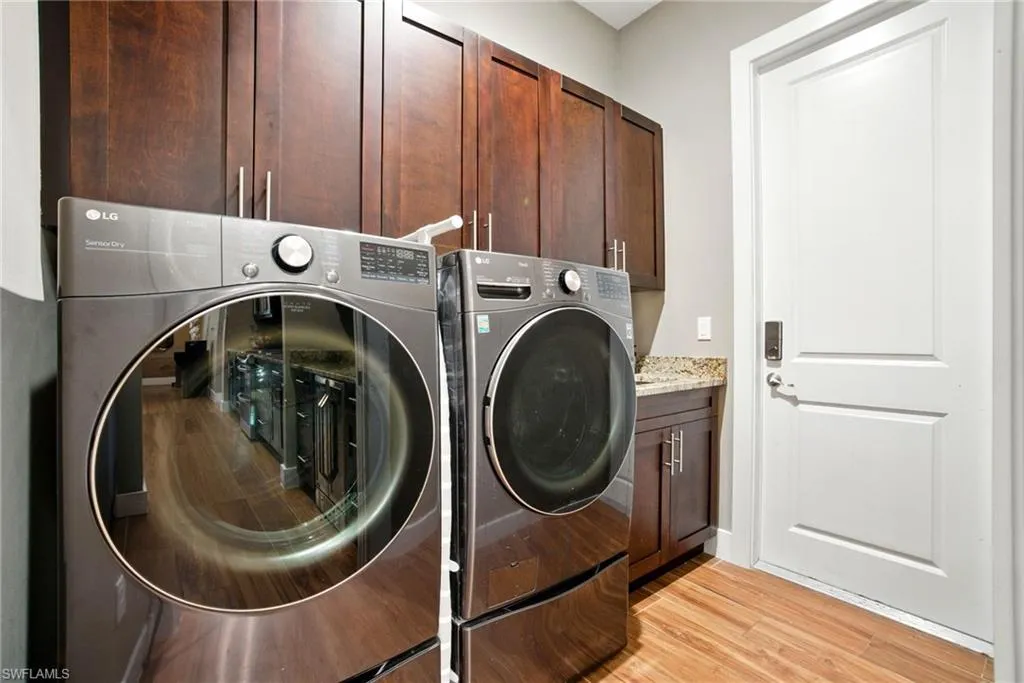 1912 Jung BLVD, Naples, FL 34120,225056105