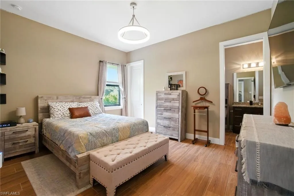 1912 Jung BLVD, Naples, FL 34120,225056105