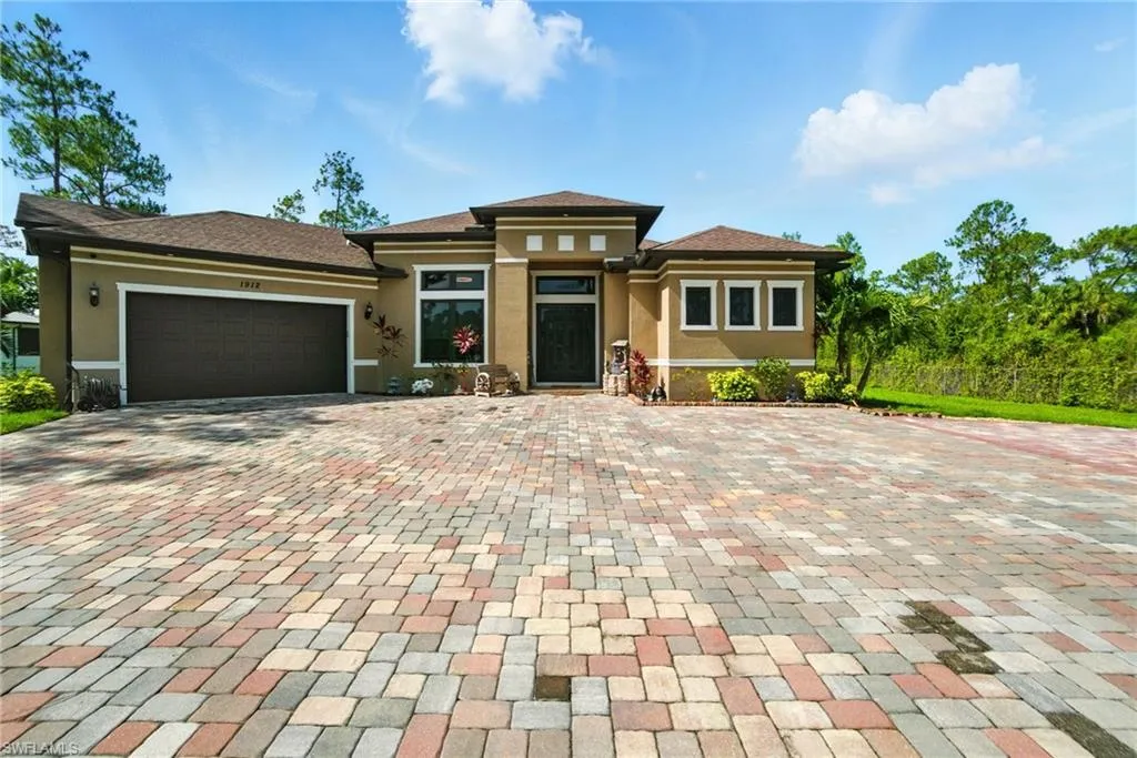1912 Jung BLVD, Naples, FL 34120,225056105