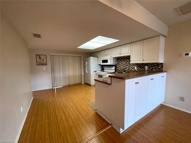613 Se 14th Ter, Cape Coral, Florida 33990
