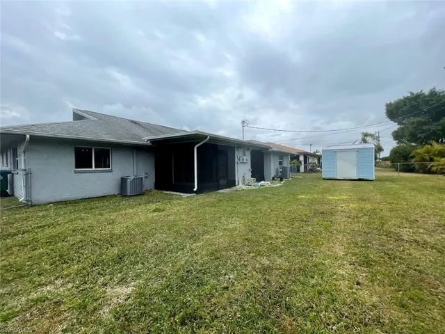 613 Se 14th Ter, Cape Coral, Florida 33990
