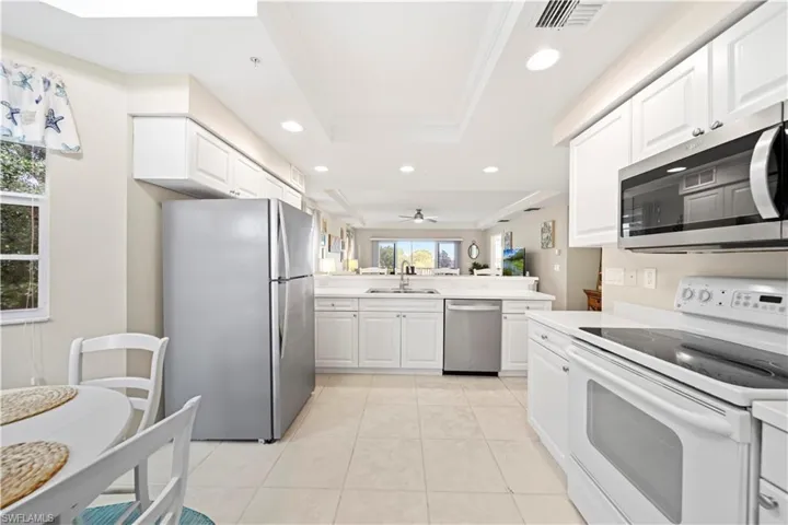 Eat In Kitchen