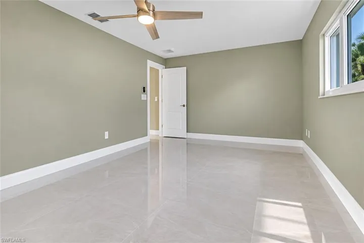 1004 Sw 51st Ter, Cape Coral, Florida 33914