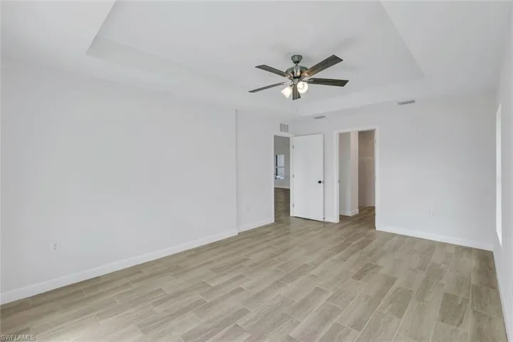 owner's suite with private bathroom