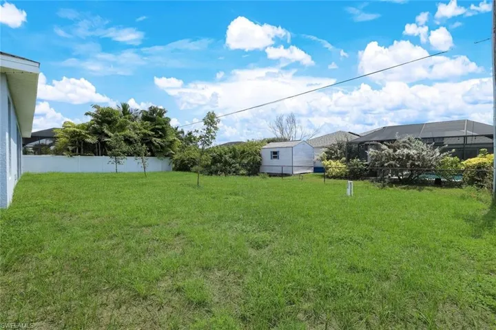 1409 Ne 18th Pl, Cape Coral, Florida 33909