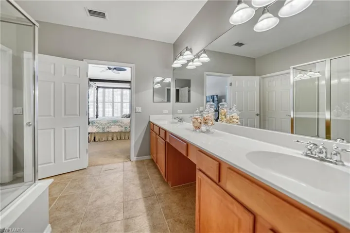 2616 Somerville LOOP # 2104, CAPE CORAL FL 33991