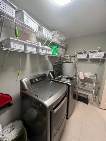 10091  Lake Cove  DR, Fort Myers, FL 33908