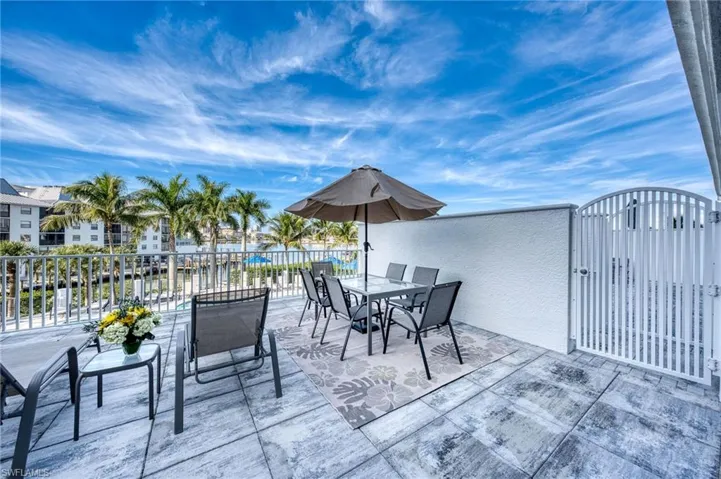 400  Flagship  DR, Naples, FL 34108