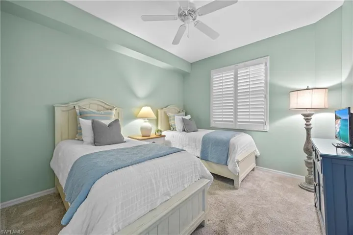 400  Flagship  DR, Naples, FL 34108