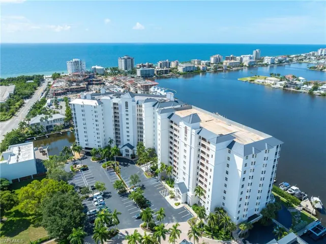 400  Flagship  DR, Naples, FL 34108