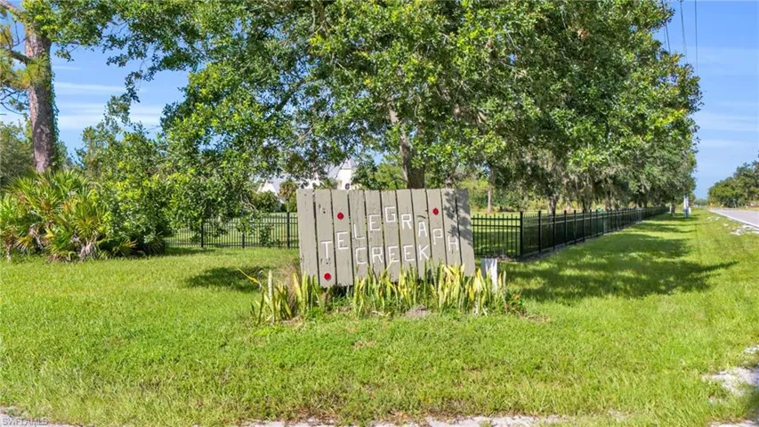 Birds eye view of property featuring a rural view