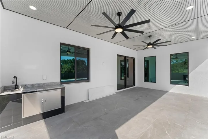 3414 W Gator Cir, Cape Coral, Florida 33909