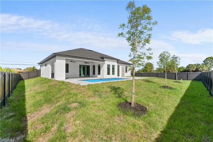 3414 W Gator Cir, Cape Coral, Florida 33909