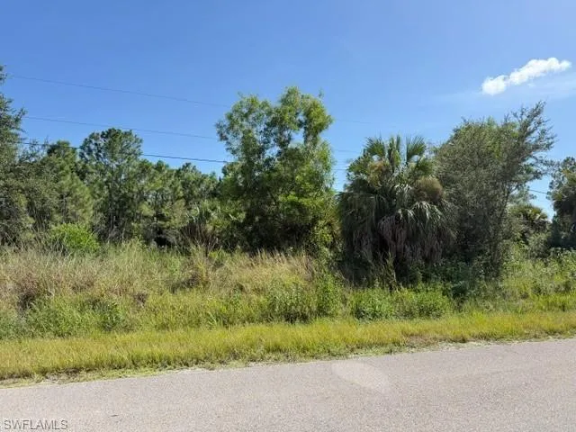 512 47th Ave Ne, Naples, Florida 34120