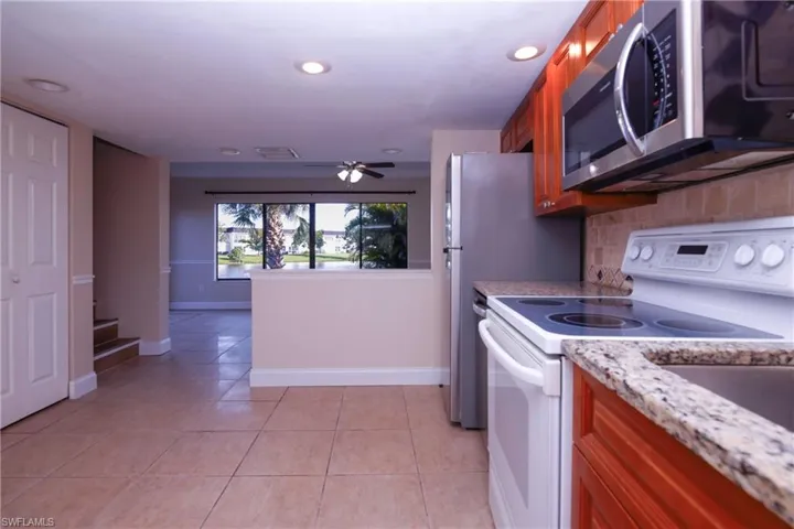 1168  Lake McGregor  DR, Fort Myers, FL 33919